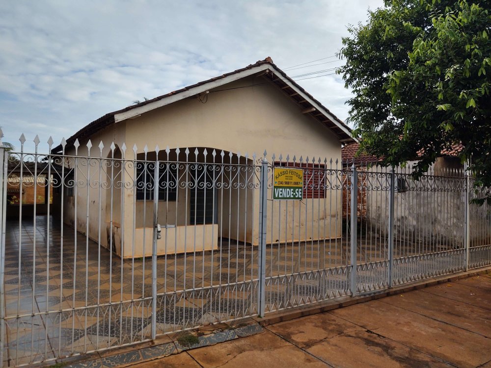Casa - Venda - Dom Maruca - Conceição das Alagoas - MG