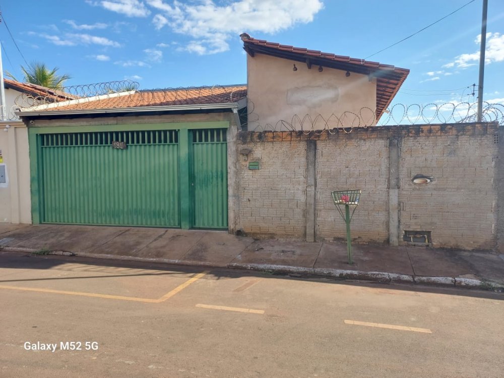 Casa - Venda - Aziz Mansur - Concei��o das Alagoas - MG